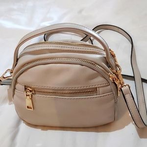 Women fashion handbags